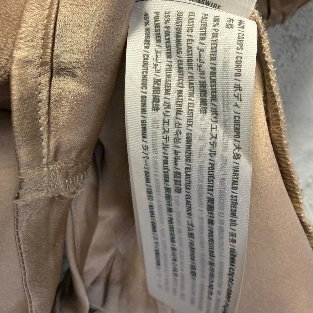 Abercrombie & Fitch Satin‎ Blouse M Champagne Beige Puff Sleeve Tie Back V-Neck